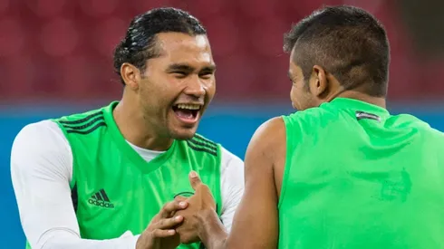 ¿Gullit Peña está bebiendo?