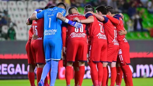 Chivas se replant