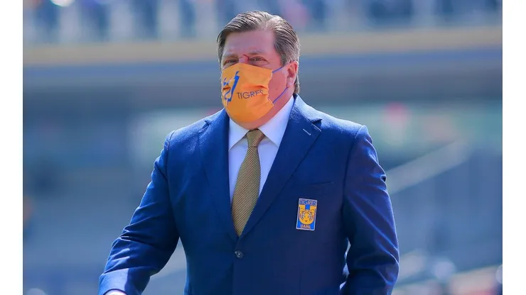 Herrera asegura que Solari no tiene pretextos pues conoce el tipo de presión que ejerce el América
