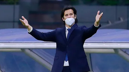 El argentino saldría si la situación fuera extremadamente apremiante al perder ante los acérrimos rivales