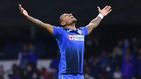 Rómulo Otero y un verdadero golazo.