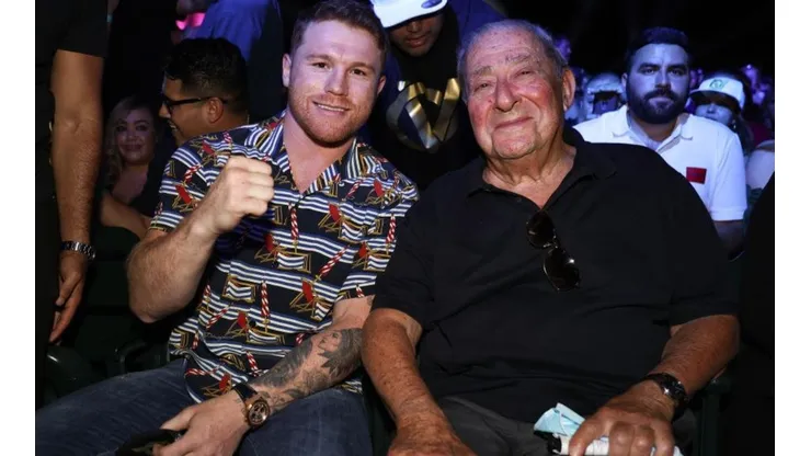 Arum explicó porque no le ofrece a Canelo una pelea.