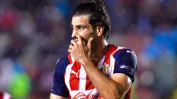 Antonio Briseño es uno de los que venden su saludo.