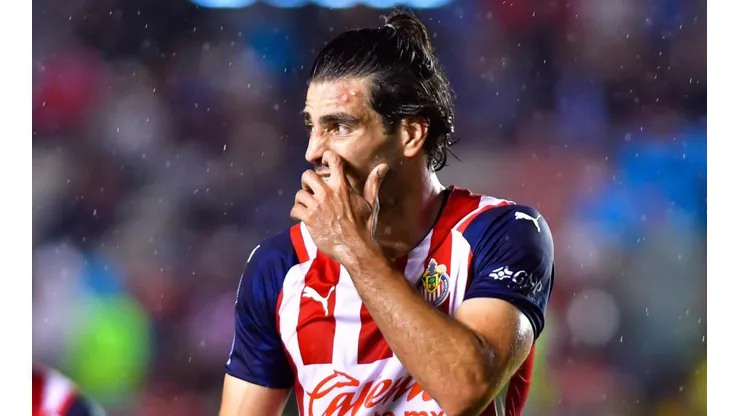 Antonio Briseño es uno de los que venden su saludo.