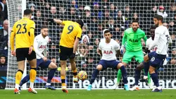 Video: golazo de volea de Raúl en victoria ante Spurs