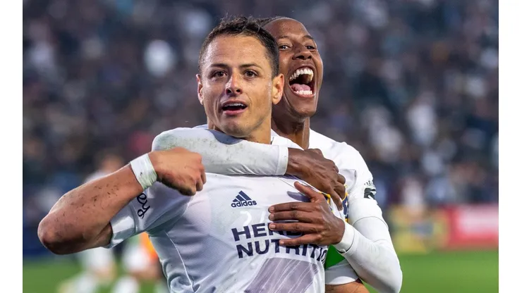 Javier Hernández inició de gran manera el 2022.