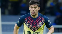 Jorge Meré en su debut con América contra Atlético de San Luis.