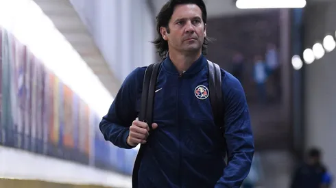 Santiago Solari vive sus momentos más complicados como DT del América.