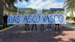 Afición Rayada deja agresiva manta y cabezas de directivos como amenaza