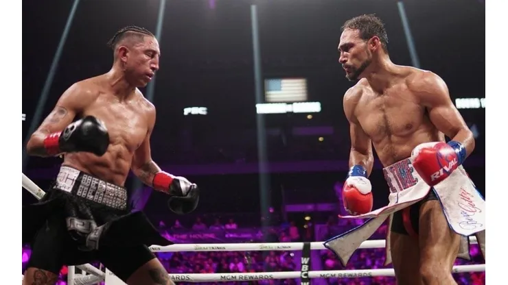 Enorme regreso de Thurman ante Mario Barrios.