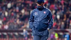 Lillini en la visita al Estadio Caliente