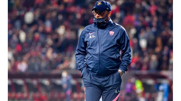 Lillini en la visita al Estadio Caliente