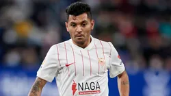 Tecatito Corona jugó su cuarto partido con el Sevilla, tercero en La Liga.