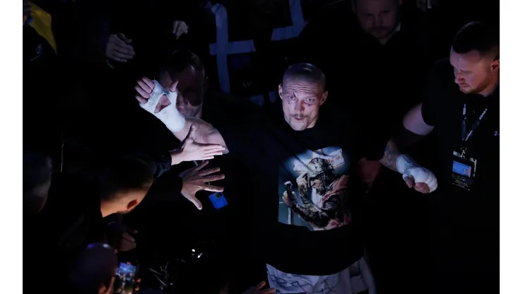 Oleksandr Usyk jugará en un equipo de fútbol ucraniano