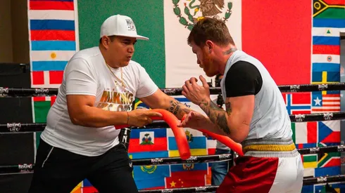 Eddy Reynoso dijo cuál es la mejor pelea para Canelo Álvarez