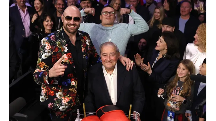Eddie Hearn dijo que Tyson Fury le escapó a una pelea indiscutible contra Usyk