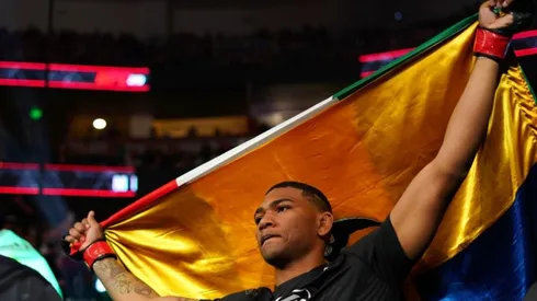 Enorme KO de Michael Morales.