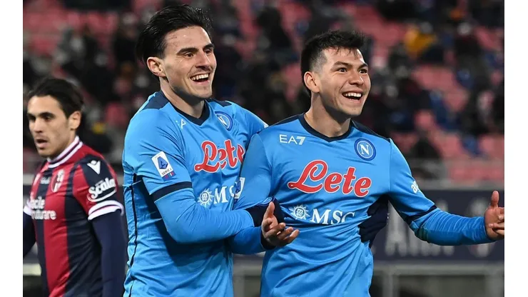 El azteca marcó los dos goles de la victoria ante el Bologna