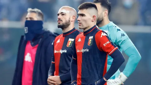 Johan Vásquez tiene nuevo DT en Genoa