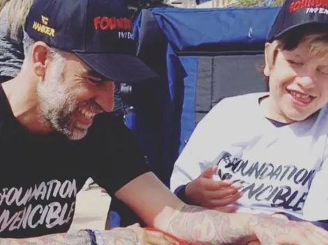 Nadó en el Triángulo de las Bermudas como un acto de solidaridad