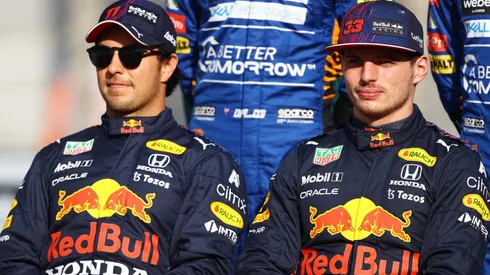 Checo Pérez y Max Verstappen quieren continuar con los éxitos en 2022.