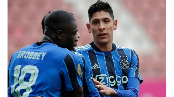 Edson Álvarez y Ajax vuelven a ganar.