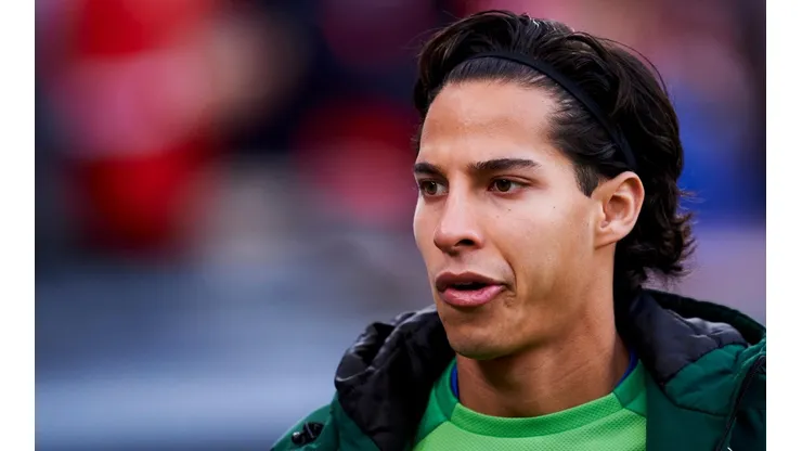Lainez y un guiño al Torino en medio de los rumores