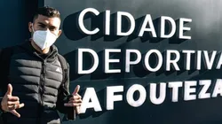 El mexicano hará compañía a su compatriota, Néstor Araujo