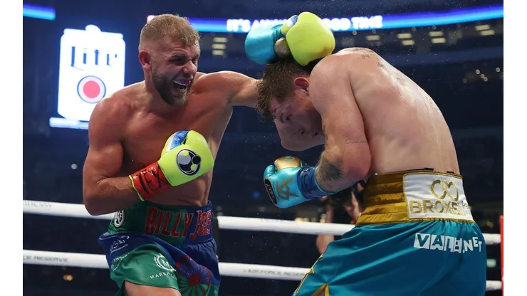 El exentrenador de Billy Joe Saunders cree que pudo haber dado más ante Canelo Álvarez y en otras peleas