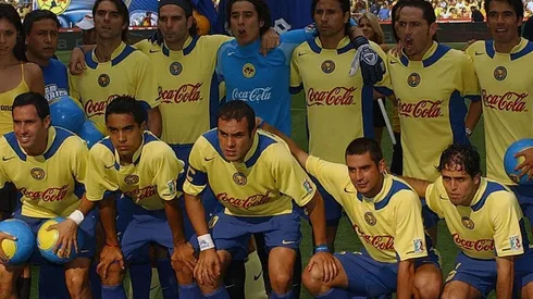 El América campeón del Clausura 2005 con Ochoa y Villa.