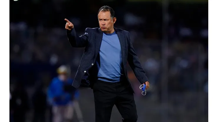 Juan Reynoso quiere tres refuerzos.