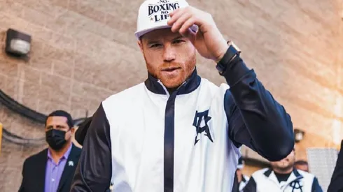 Canelo Álvarez, campeón de cuatro divisiones