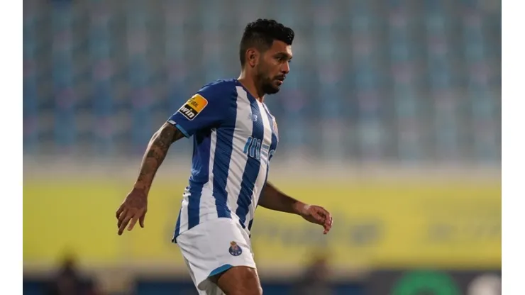 El mexicano fue titular en este duelo ante el Estoril