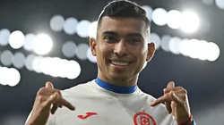 Contra qué jugadores tendrá que pelear el puesto Orbelín Pineda en Celta de Vigo