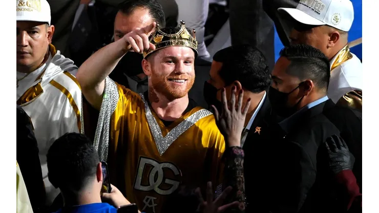 Un campeón mundial de peso mediano está listo para subir a la división donde reina Canelo Álvarez