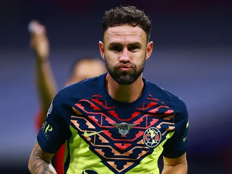 Layún respira tras recuperar joya que le dio Chicharito de parte de CR7