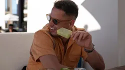 El mexicano se fue a la playa con los famosos actores