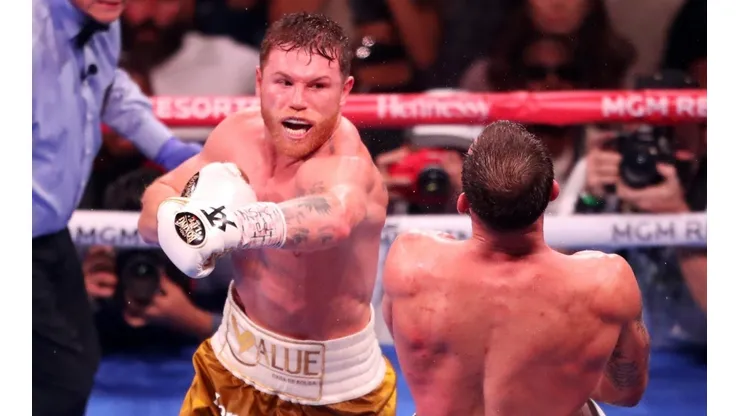 Canelo Álvarez recibió una nueva crítica por moverse a la división de peso crucero