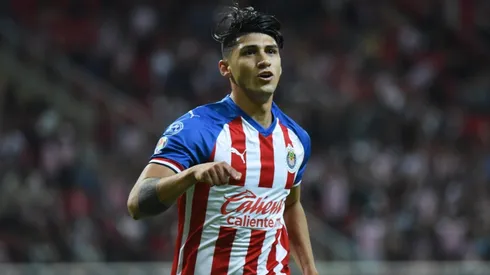 Alan Pulido pasó siete torneos con las Chivas en la Liga MX.