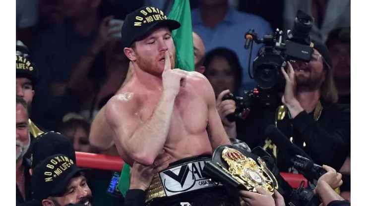 Canelo Álvarez le respondió a sus detractores.