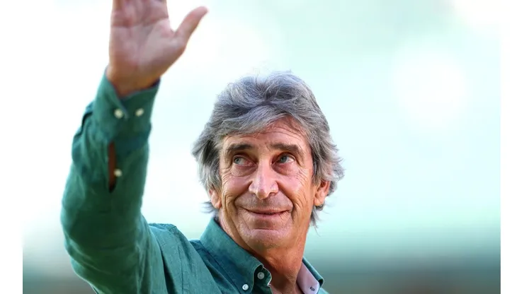 Manuel Pellegrini seguirá en Real Betis