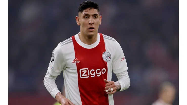 Edson, titular en una victoria clave del Ajax