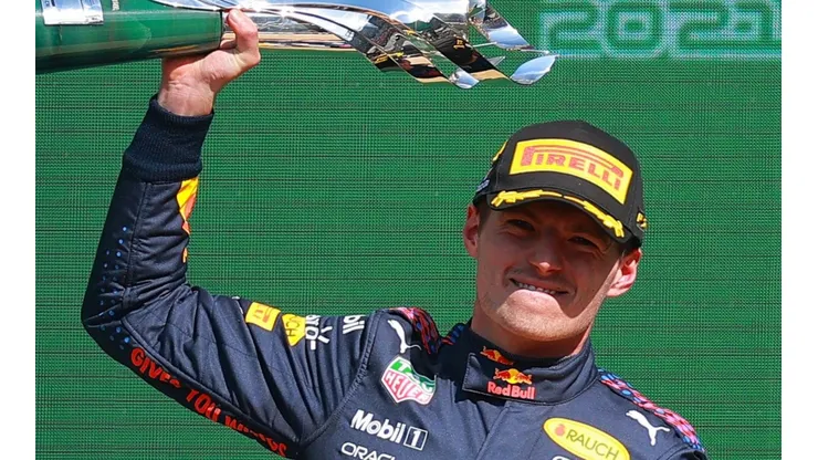 Acusan a Red Bull de no haber tenido una carrera limpia