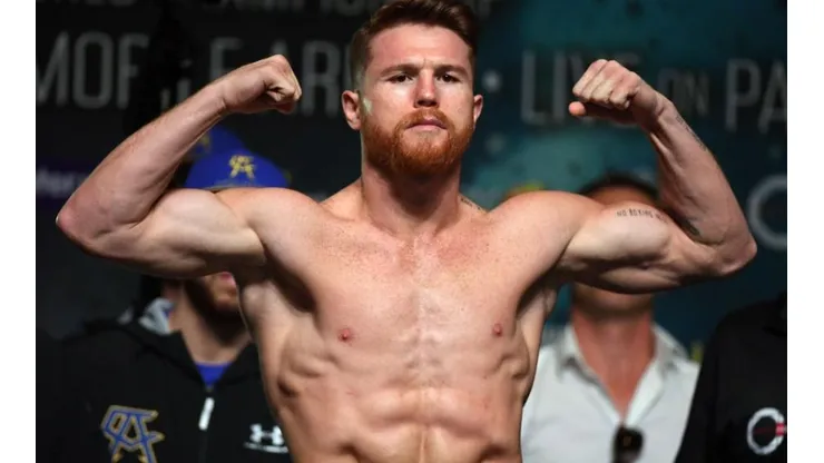 Eddie Hearn no está de acuerdo con Canelo Álvarez.