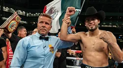 Zurdo Ramírez podría perseguir a Canelo Álvarez hasta el peso crucero