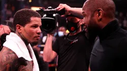 Floyd Mayweather defendió a Gervonta Davis lanzando un dardo a Canelo Álvarez