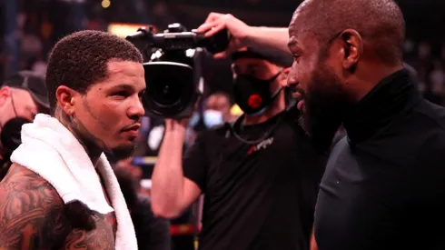 Floyd Mayweather defendió a Gervonta Davis lanzando un dardo a Canelo Álvarez