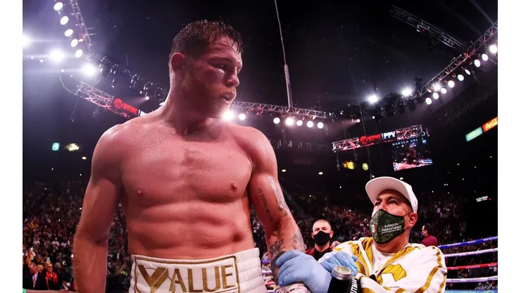 Bob Arum le tiene listo un desafío a Canelo Álvarez para 2022