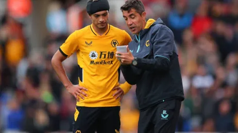 Raúl Jiménez está en su primera temporada bajo el mando de Bruno Lage.