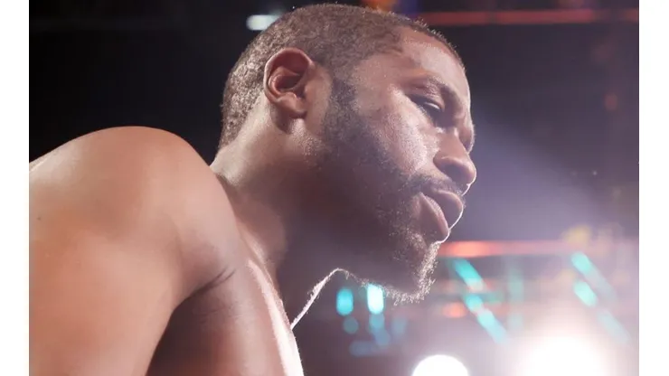 Floyd quiere ayudar a nuevos boxeadores a ser campeones del mundo.